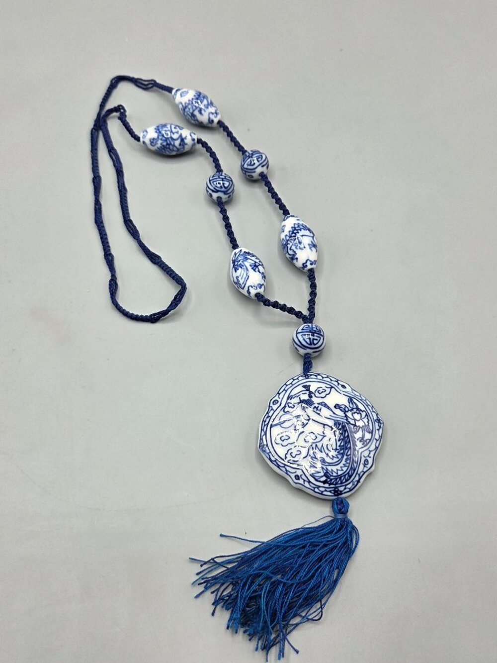 Vintage Chinese Porcelain Blue & White Beaded Necklace Fish Design